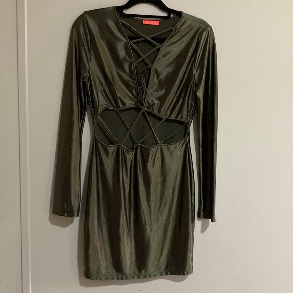 Banjul‎ Olive Long Sleeve Crisscross Dress